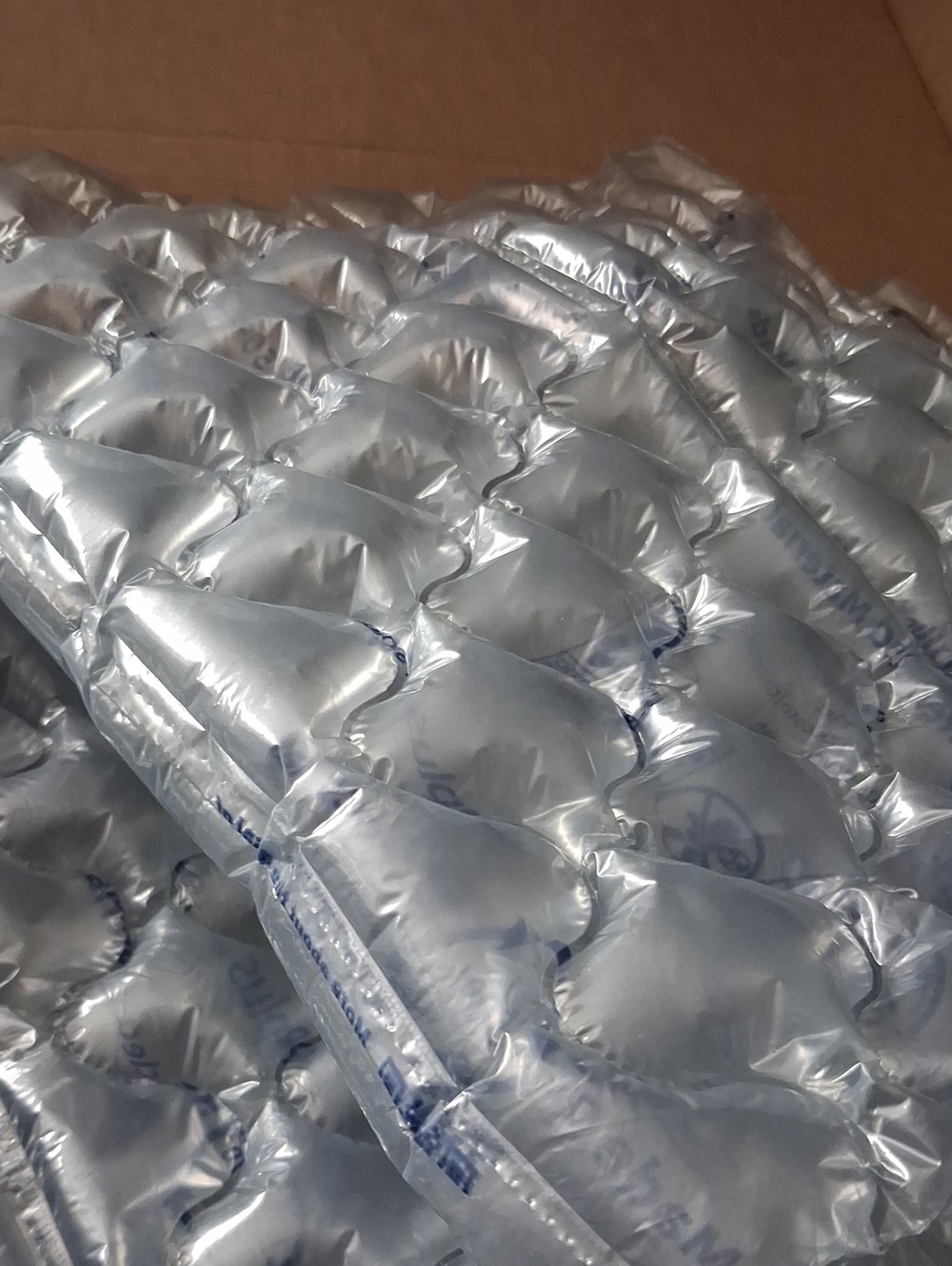 Premium Bubble Wrap Nwot Air Plus